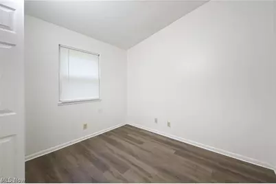 1933 Preston Avenue, Akron, OH 44305 - Photo 6