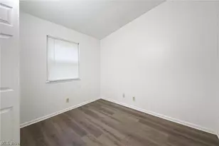 1933 Preston Ave, Akron, OH 44305 - Photo 6