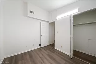 1933 Preston Ave, Akron, OH 44305 - Photo 8
