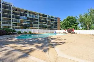 2331 E Market St, Akron, OH 44312 - Photo 2