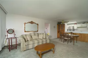 2331 E Market St, Akron, OH 44312 - Photo 4