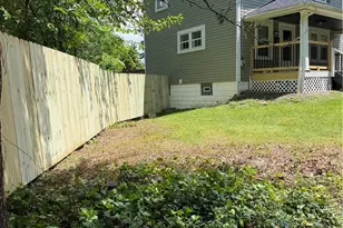 569 Barwell St, Akron, OH 44303 - Photo 4