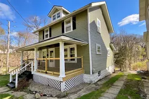 569 Barwell St, Akron, OH 44303 - Photo 2