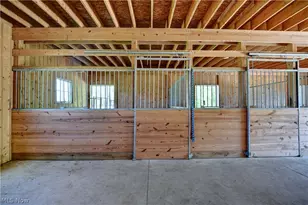 7839 Chestnut Ridge Rd NW, Beach City, OH 44608 - Photo 40