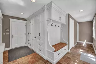 7125 Bridlewood Dr, Concord Twp, OH 44077 - Photo 16