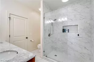 750 Hickory St, Akron, OH 44303 - Photo 18