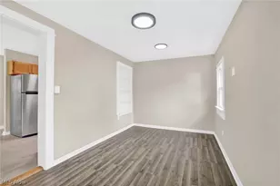 941 Carnegie Ave, Akron, OH 44314 - Photo 12