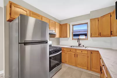 941 Carnegie Avenue, Akron, OH 44314 - Photo 24