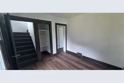 804 Work Drive, Akron, OH 44320 - Photo 6