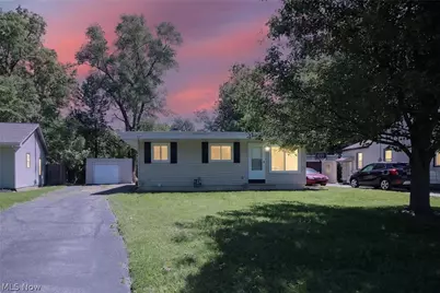 1239 E 332nd Street, Eastlake, OH 44095 - Photo 2