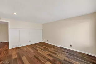 1239 E 332nd St, Eastlake, OH 44095 - Photo 16