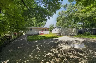 1239 E 332nd St, Eastlake, OH 44095 - Photo 28