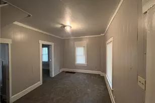 1409 Curtis St, Akron, OH 44301 - Photo 4