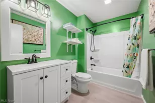 13014 Manor Dr, Chardon, OH 44024 - Photo 26