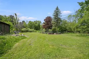 13014 Manor Dr, Chardon, OH 44024 - Photo 36