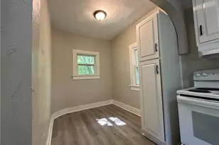 493 Bacon Ave, Akron, OH 44320 - Photo 4