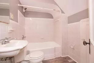 4520 Kenmore Ave, Parma, OH 44134 - Photo 18