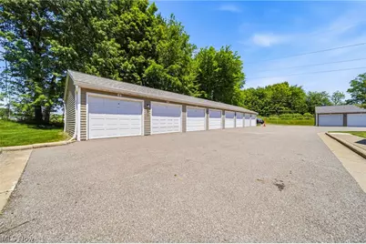3371 Lenox Village #155, Fairlawn, OH 44333 - Photo 28