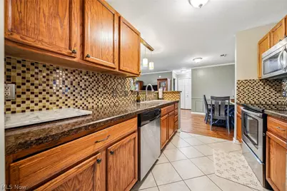 3371 Lenox Village #155, Fairlawn, OH 44333 - Photo 20