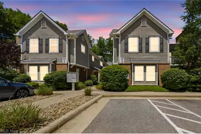 3371 Lenox Village #155, Fairlawn, OH 44333 - Photo 2