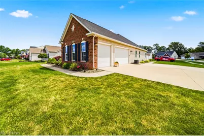 7347 Warblers Lane, North Ridgeville, OH 44039 - Photo 4