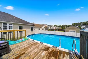 7347 Warblers Ln, North Ridgeville, OH 44039 - Photo 10