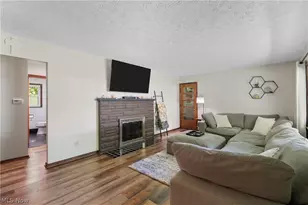 3321 Rowena St, Coventry, OH 44203 - Photo 6