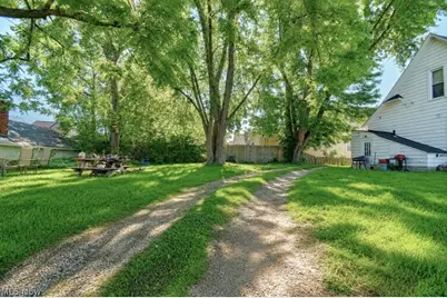 403 New Street, Fairport Harbor, OH 44077 - Photo 40