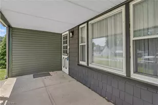 1542 Lynn Ave, Youngstown, OH 44514 - Photo 2