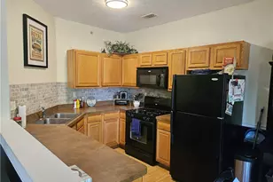 718 Aqua Marine Blvd, Avon Lake, OH 44012 - Photo 4