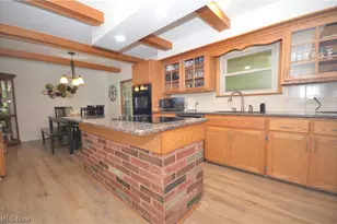 614 Fairwood Dr, Tallmadge, OH 44278 - Photo 14