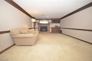 614 Fairwood Dr, Tallmadge, OH 44278 - Photo 40