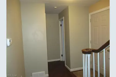 17084 Sunset Drive, Chagrin Falls, OH 44023 - Photo 2
