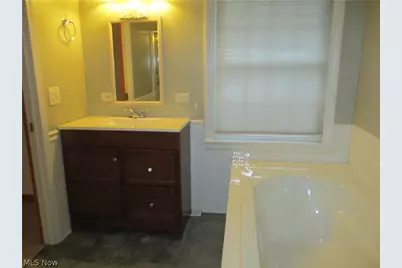 17084 Sunset Drive, Chagrin Falls, OH 44023 - Photo 22