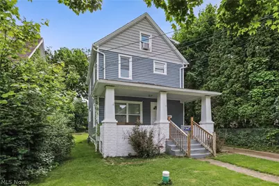 761 Carlysle Street, Akron, OH 44310 - Photo 2