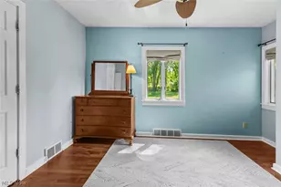 243 9th St NE, Barberton, OH 44203 - Photo 14