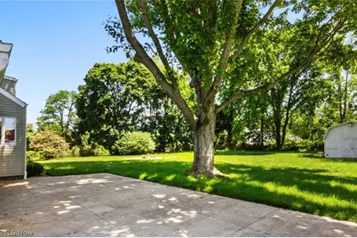 243 9th Street NE, Barberton, OH 44203 - Photo 30