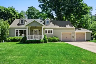 243 9th St NE, Barberton, OH 44203 - Photo 1