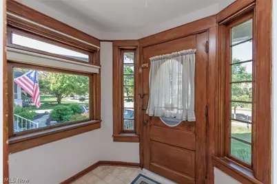 1301 Mathews Avenue, Oakwood, OH 44107 - Photo 2