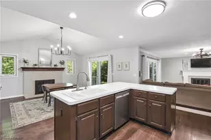 705 Lake Trail, Aurora, OH 44202 - Photo 10