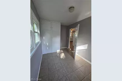 1335 Coopermill Road, Zanesville, OH 43701 - Photo 2