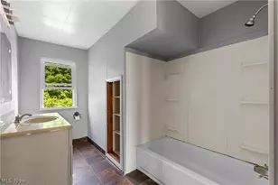 813 Jeanette Ave, Steubenville, OH 43952 - Photo 28