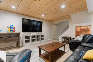 3990 Smith Kramer St NE, Hartville, OH 44632 - Photo 30