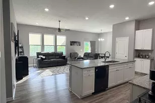 996 Ashley Taylor Ct, Wadsworth, OH 44281 - Photo 6