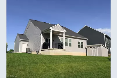 996 Ashley Taylor Court, Wadsworth, OH 44281 - Photo 2
