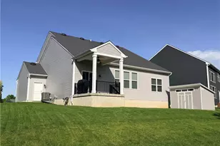 996 Ashley Taylor Ct, Wadsworth, OH 44281 - Photo 2