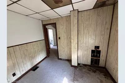 155 Webster Avenue, Weirton, WV 26062 - Photo 16