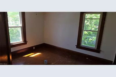 2278 11th Street SW, Akron, OH 44314 - Photo 6