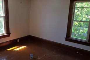 2278 11th St SW, Akron, OH 44314 - Photo 6