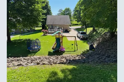 2029 Saint Clair Avenue, East Liverpool, OH 43920 - Photo 12